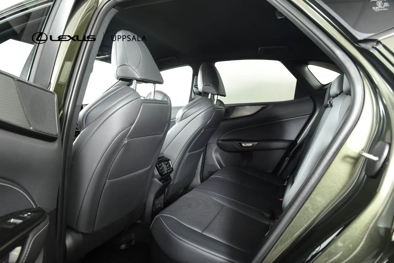 Lexus NX bild 7