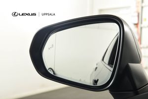 Lexus NX bild 17