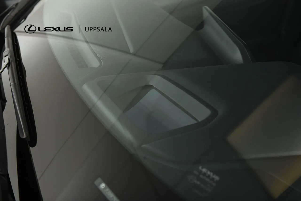 Lexus NX bild 18
