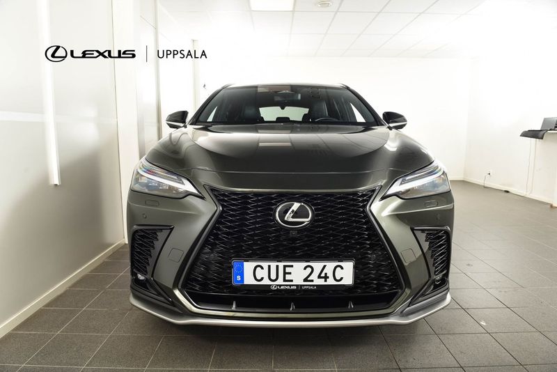Lexus NX bild 5