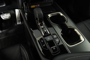 Lexus NX bild 13