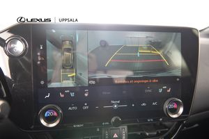 Lexus NX bild 16