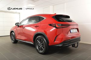 Lexus NX bild 3
