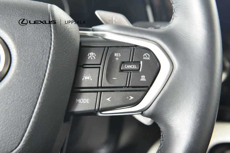 Lexus NX bild 12
