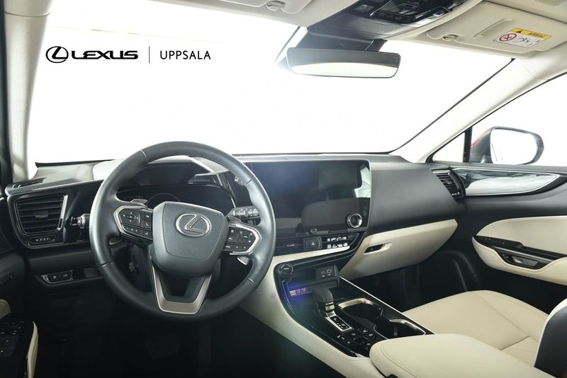 Lexus NX bild 6