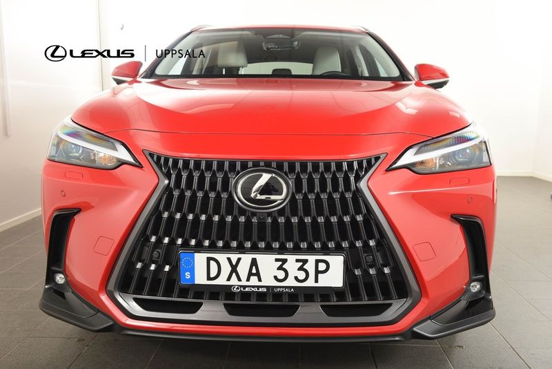 Lexus NX bild 5