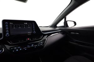 Toyota C-HR bild 21