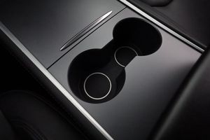 Tesla Model Y bild 23