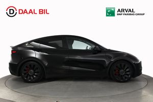 Tesla Model Y bild 5