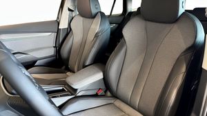 Skoda Enyaq bild 8