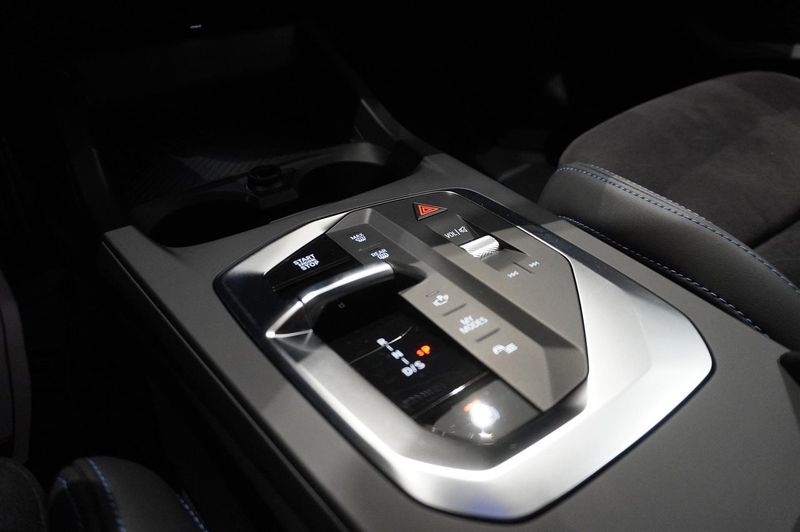 BMW 120 bild 7