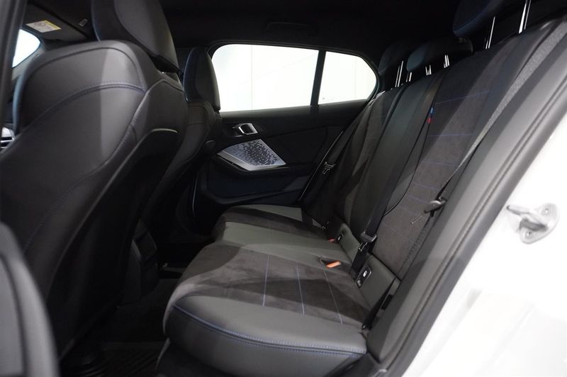 BMW 120 bild 6