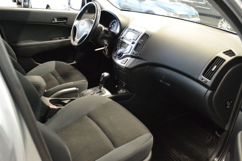 Hyundai i30 bild 9