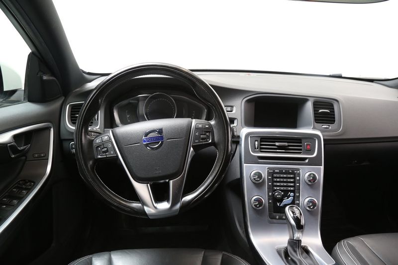Volvo V60 bild 8