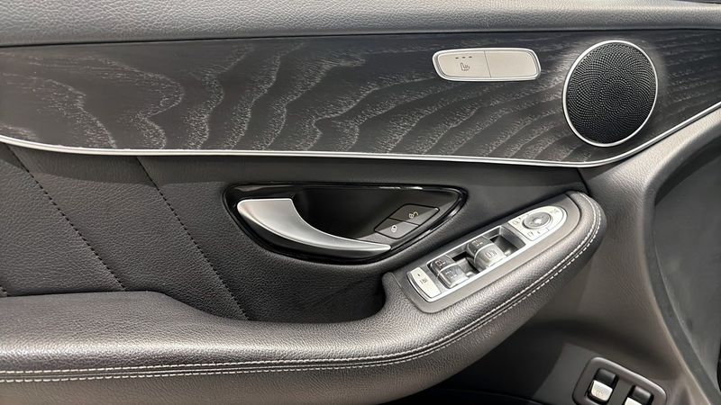 Mercedes GLC250 bild 13