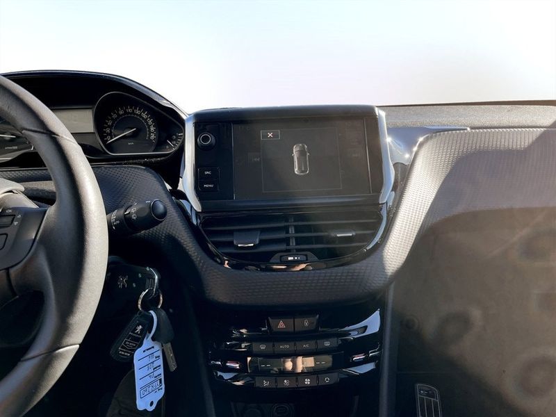 Peugeot 208 bild 10