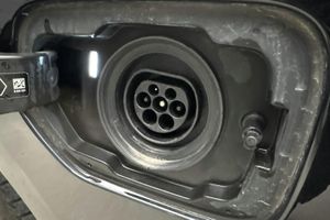BMW 330 bild 19