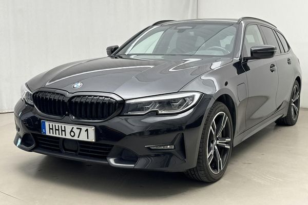 BMW 330 e xDrive Touring, G21 (292hk) - 2021