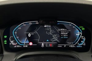 BMW 330 bild 10