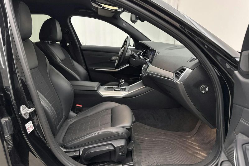 BMW 330 bild 7