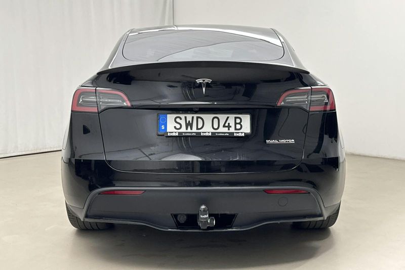 Tesla Model Y bild 5