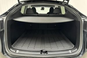 Tesla Model Y bild 9