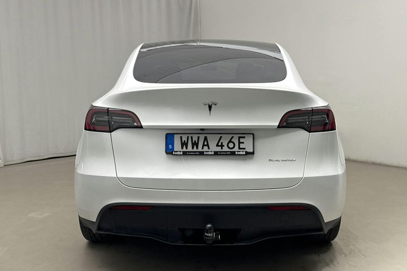 Tesla Model Y bild 5