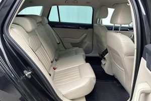 Skoda Superb bild 8