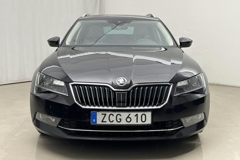 Skoda Superb bild 4