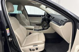 Skoda Superb bild 7