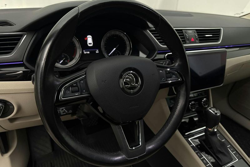 Skoda Superb bild 16