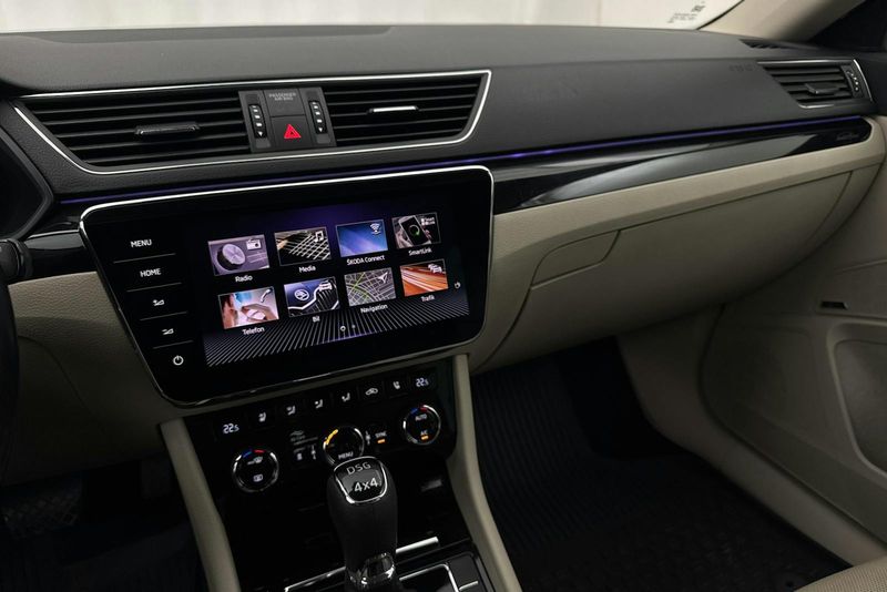 Skoda Superb bild 14