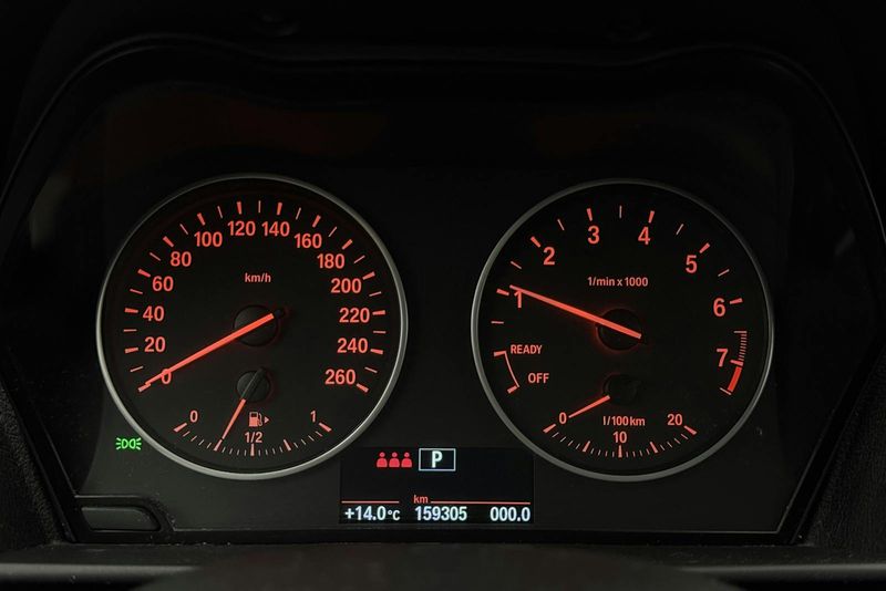 BMW 118 bild 10