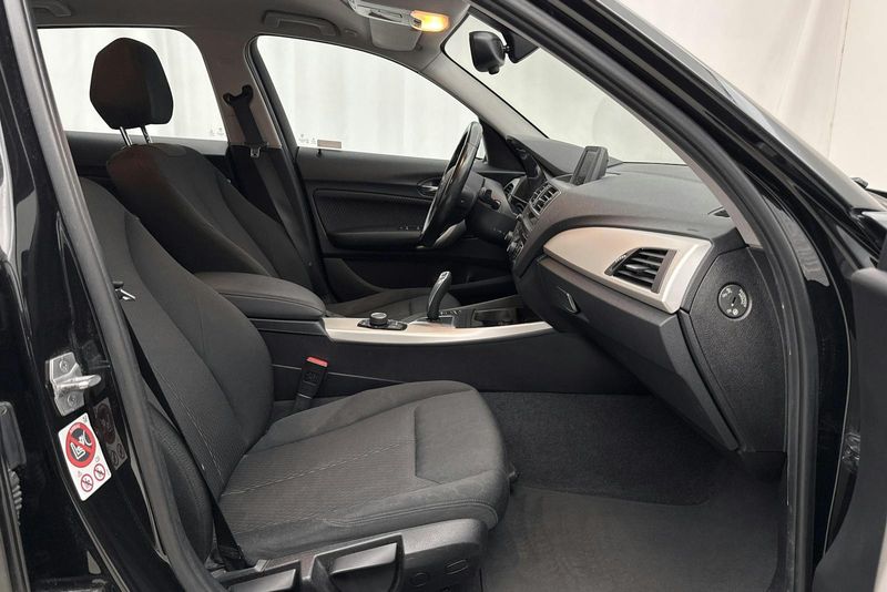 BMW 118 bild 7