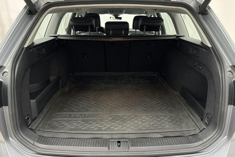 Volkswagen Passat bild 9