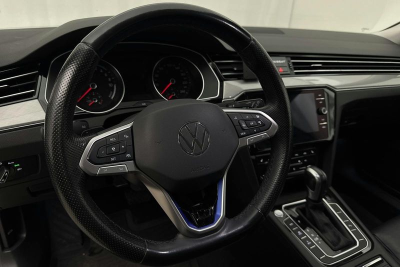 Volkswagen Passat bild 17