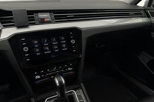 Volkswagen Passat bild 15