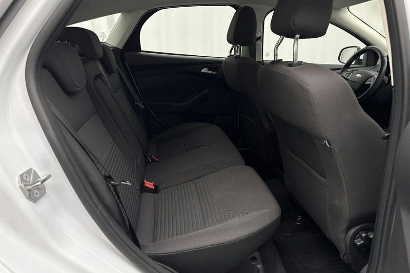 Ford Focus bild 8