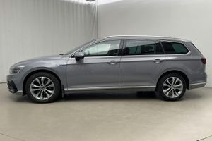 Volkswagen Passat bild 2