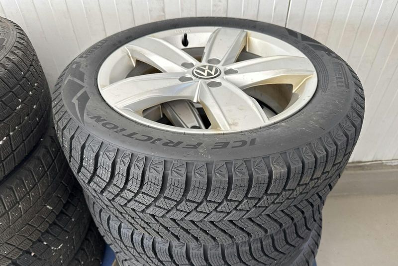Volkswagen Passat bild 21
