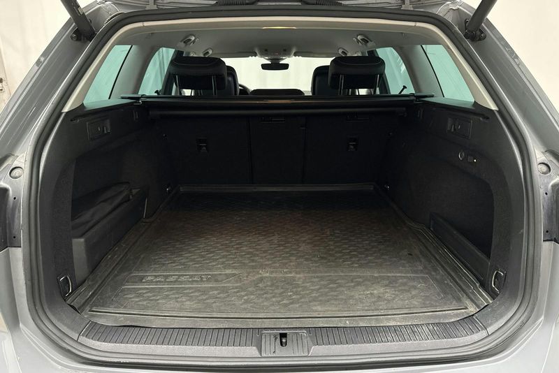 Volkswagen Passat bild 9