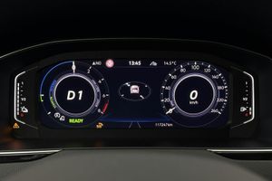 Volkswagen Passat bild 10