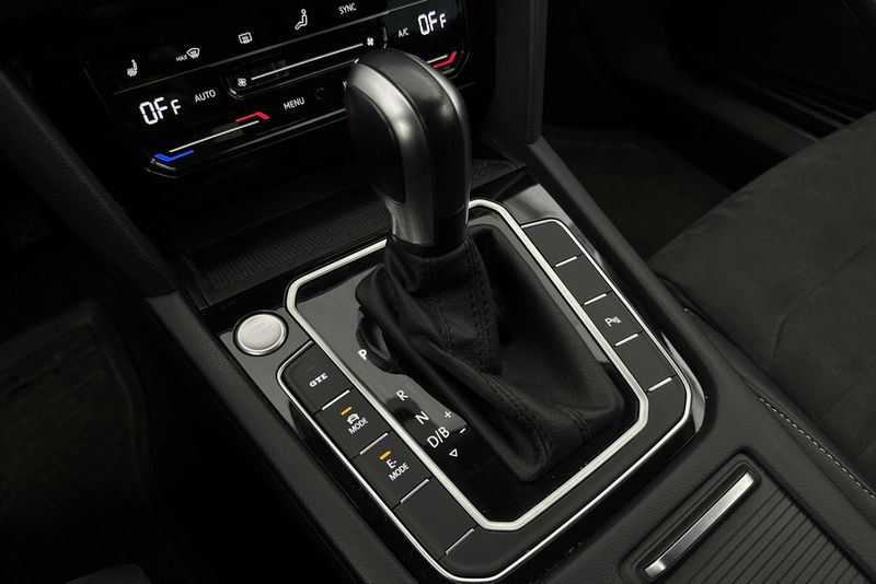 Volkswagen Passat bild 16