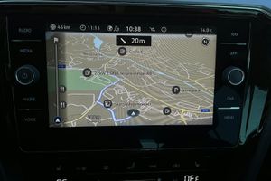 Volkswagen Passat bild 11