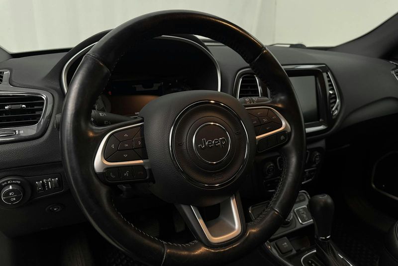 Jeep Compass bild 16