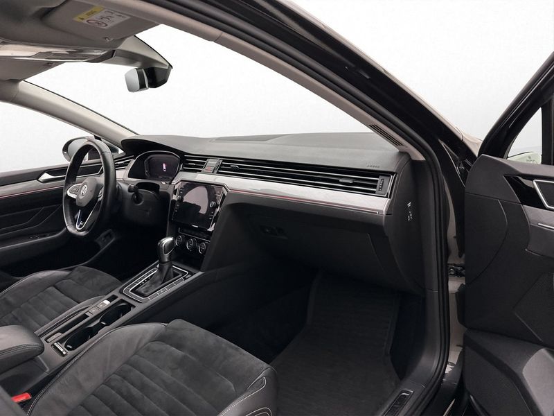 Volkswagen Passat bild 15