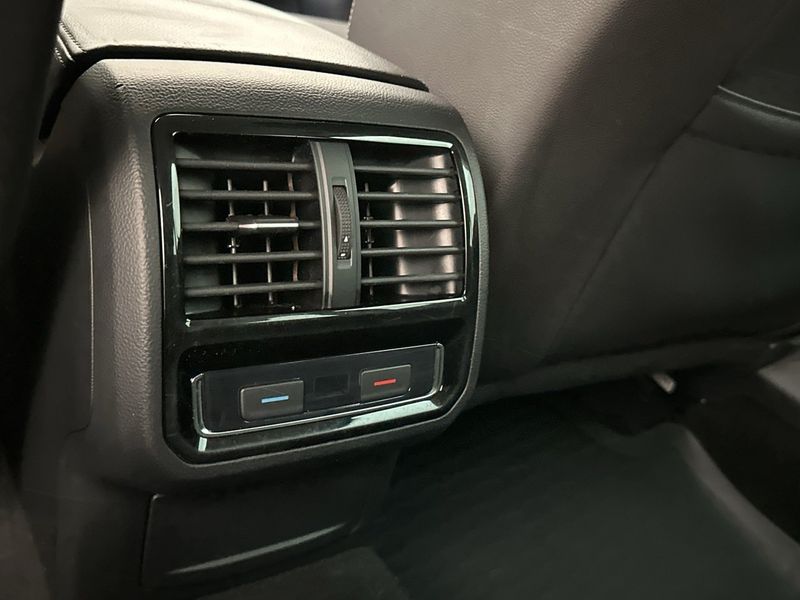 Volkswagen Passat bild 17