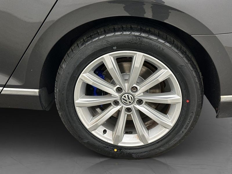 Volkswagen Passat bild 35
