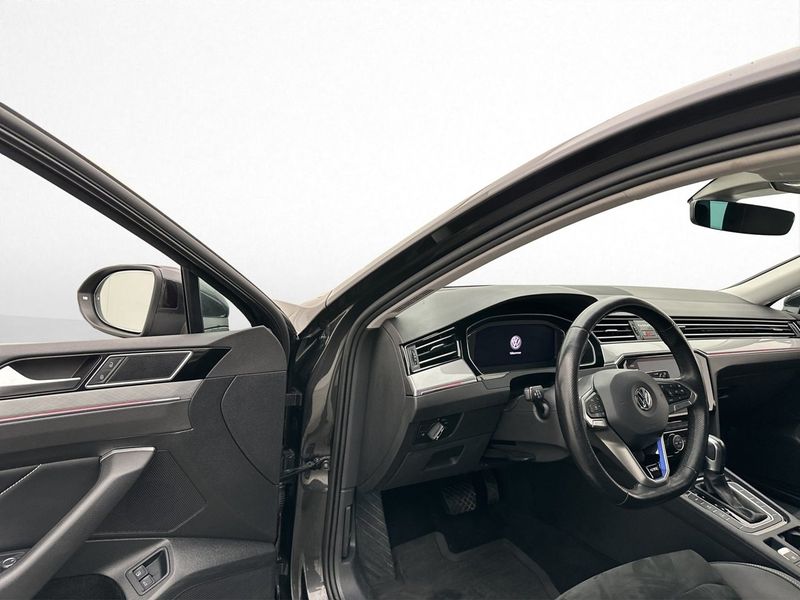Volkswagen Passat bild 11