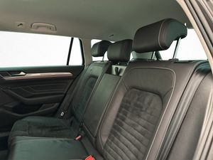 Volkswagen Passat bild 16